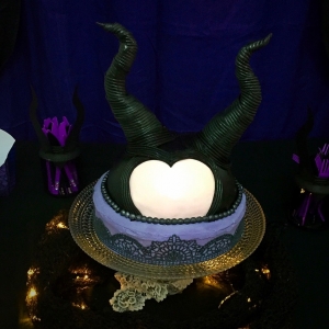 maleficent cake pizzo e copricapo