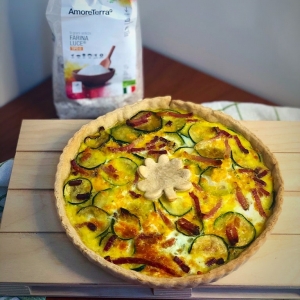 torta salata alle zucchine e speck