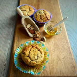 muffins alla frutta secca e miele