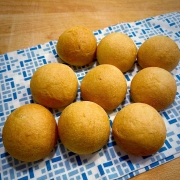 bocconcini al latte di riso con lievito madre