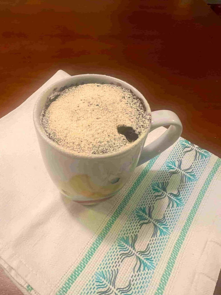 torta in tazza al cioccolato vegana