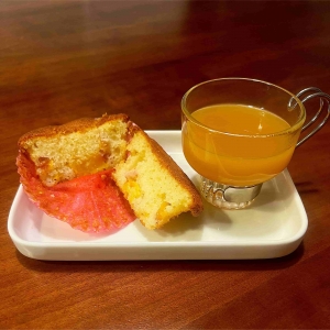 muffins alla pesca e yogurt alla vaniglia senza lattosio